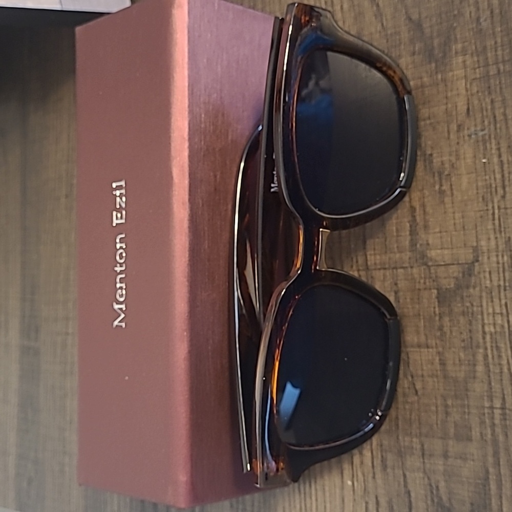 Women's sunglasses